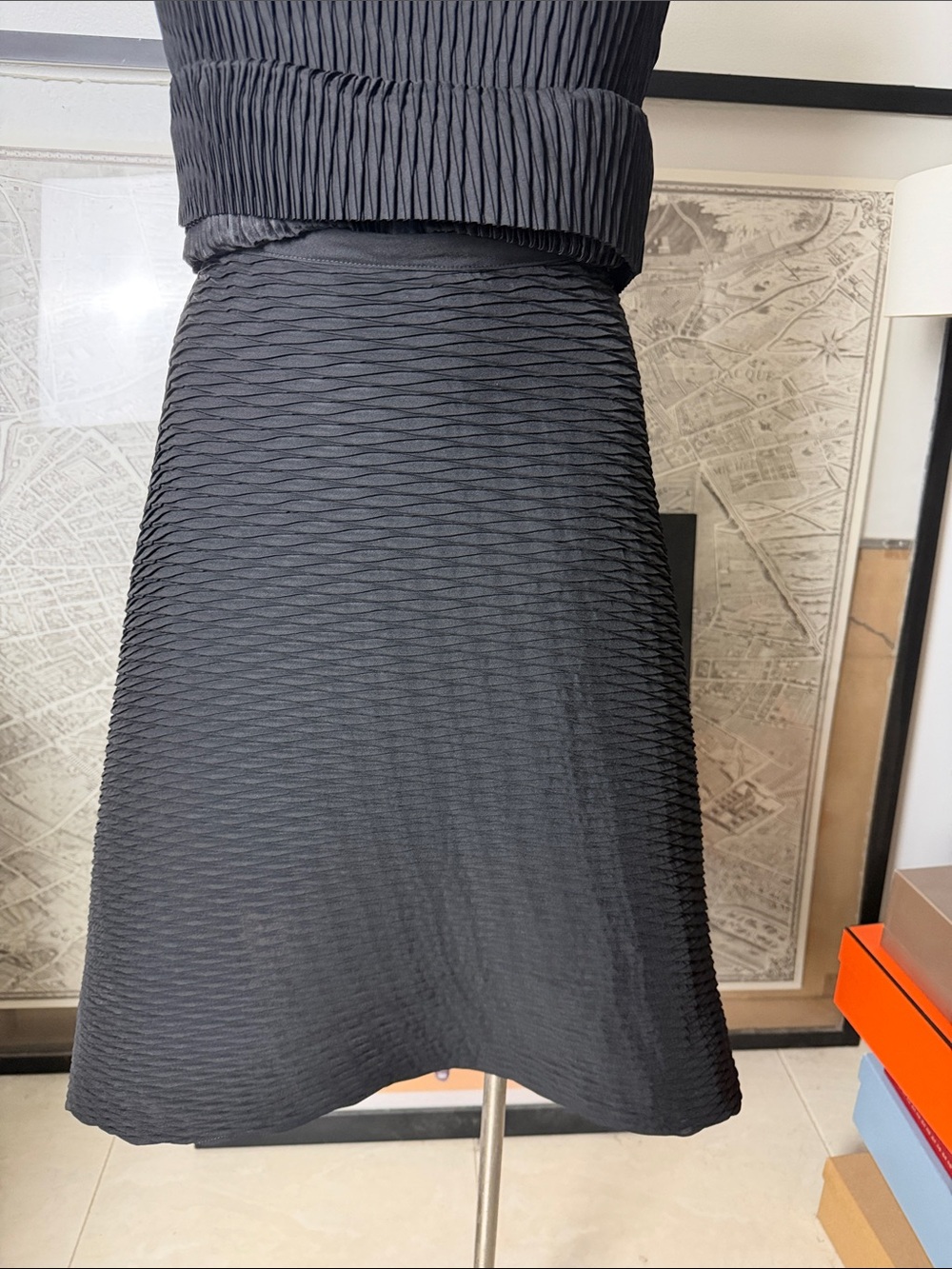 COS SET black polyester recycled pleated Size 2 - Picture 9 of 14